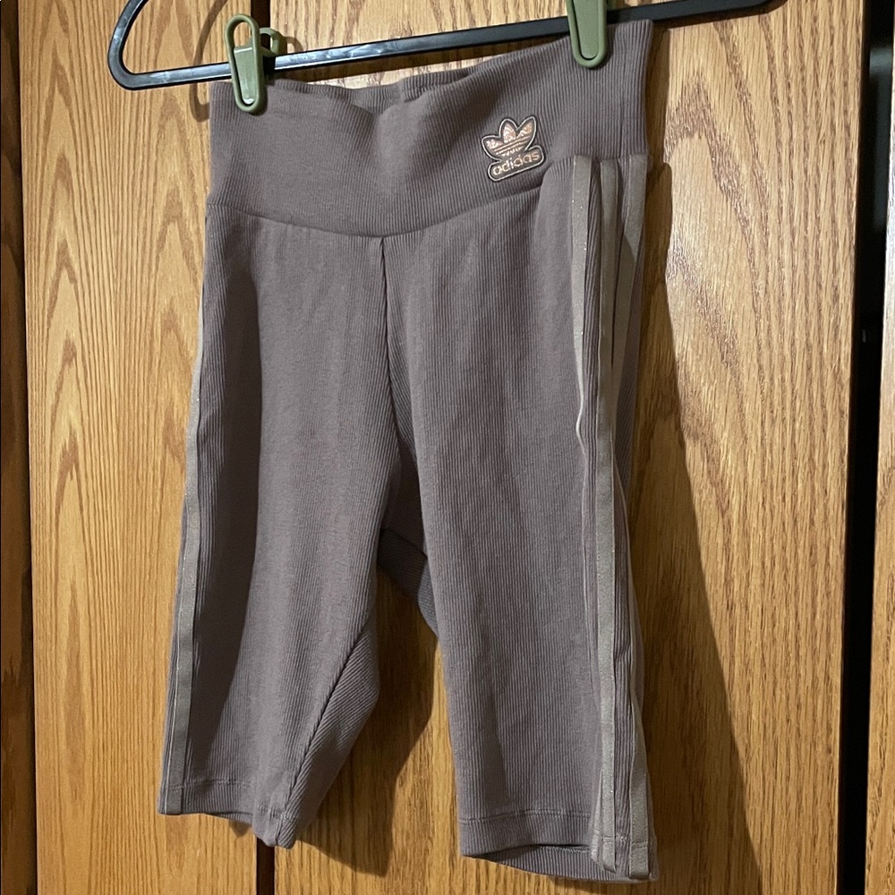 🌺SALE🌺Adidas Shorts